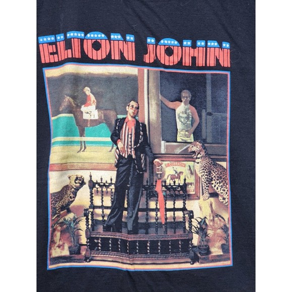 Elton John Black T-Shirt Size XL Officially Licensed Band Retro Pop Rock - Picture 2 of 4